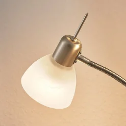 Lindby vloerlamp Gwendolin, 160 cm, nikkelkleurig, 2-lamps.