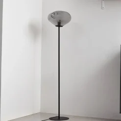 Lindby vloerlamp Lelia, rookgrijs, glas, metaal, 150 cm