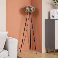 Lindby vloerlamp Nerys, zwart, bamboe, Ø 31,5 cm, driepoot