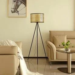 Lindby vloerlamp Yonah, goudkleurig, metaal, 143 cm, E27