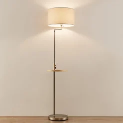 Lindby vloerlamp Zinia, nikkelkleurig, plank, USB-aansluiting