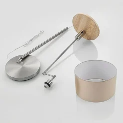 Lindby vloerlamp Zinia, nikkelkleurig, plank, USB-aansluiting