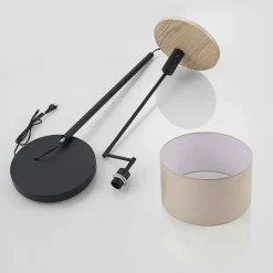Lindby vloerlamp Zinia, zwart, plank, USB-aansluiting