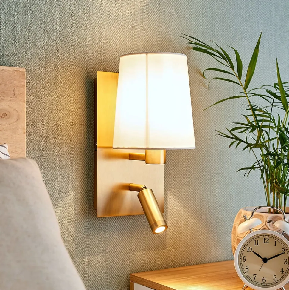 Lindby wandlamp Aiden, 30 cm, antiek messing, LED leeslampje