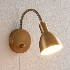 Lindby wandlamp Amrei, brons antiek, 42 cm, stekker, dimbaar