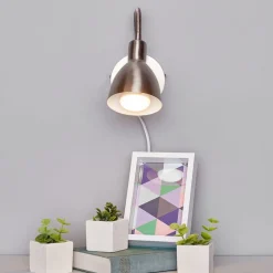 Lindby wandlamp Amrei, nikkelkleurig, 42cm, stekker, dimbaar