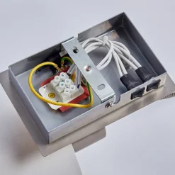 Lindby wandlamp Camilo, nikkelkleurig, LED leeslampje, 28 cm