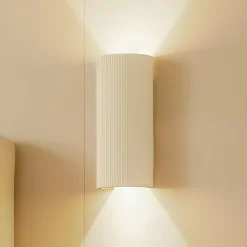 Lindby wandlamp Colja, rond, hoogte 30,5 cm, gips, beige