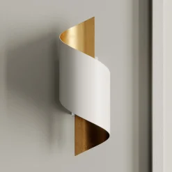 Lindby wandlamp Desirio, wit/goud, 24cm, metaal