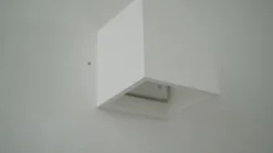 Lindby wandlamp Freja, wit, gips, G9