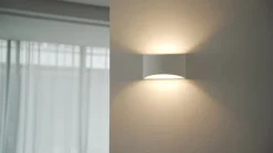 Lindby wandlamp Heiko, up/down, gips, wit, hoogte 12 cm