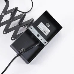 Lindby wandlamp Merle, zwart, 60 cm, leeslamp, uitschuifbaar