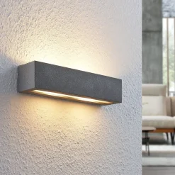 Lindby wandlamp Nellie, grijs, beton, 35,3 cm breed