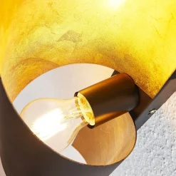 Lindby wandlamp Vanni, zwart/goud, metaal, hoogte 57cm