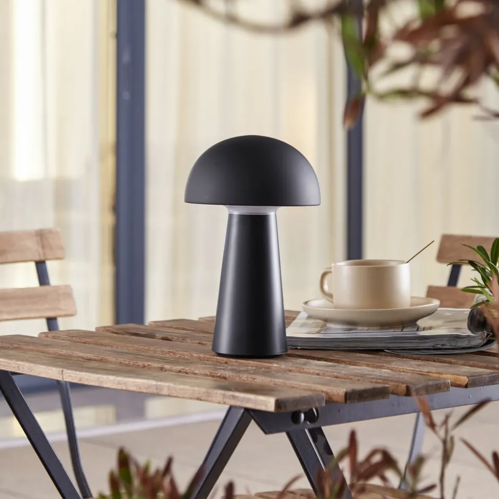 Lindby Zyre LED oplaadbare tafellamp, zwart, IP44, touchdimmer