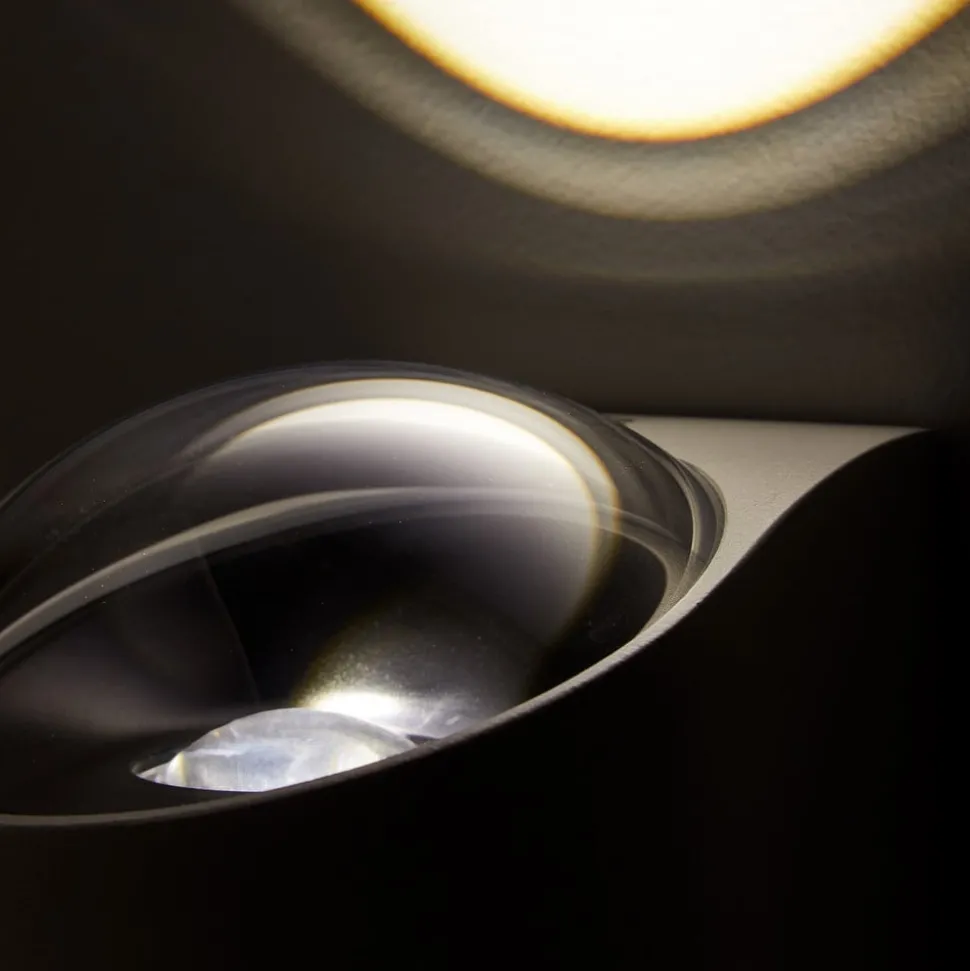 LOOM DESIGN LED buiten wandlamp Saga, omhoog/omlaag, corten