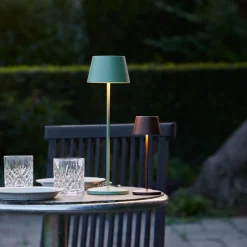 LOOM DESIGN LED oplaadbare tafellamp Modi Micro, IP65, corten