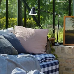 Louis Poulsen NJP tafellamp voet 2.700 K zwart