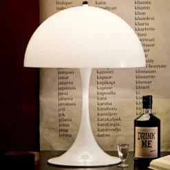 Louis Poulsen Panthella - ontwerp-tafellamp