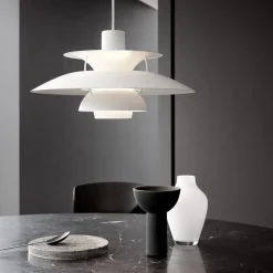 Louis Poulsen PH 5 hanglamp monochroom wit