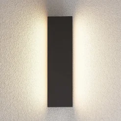 Lucande Aegisa LED buiten wandlamp, hoekig