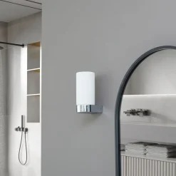 Lucande Basolo badkamer wandlamp, chroom, hoogte 17,2 cm, glas