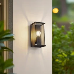 Lucande buitenwandlamp Annalea, rookgrijs, IP54, sensor