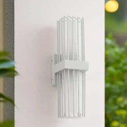 Lucande buitenwandlamp Chandan, 42 cm, wit, metaal, IP54