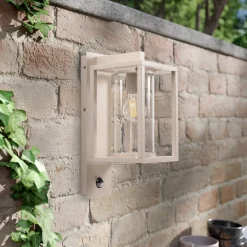 Lucande buitenwandlamp Ferda, sensor, pendel, beige, IP44