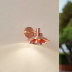 Lucande buitenwandlamp Thais, koperkleurig, roestvrij staal