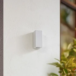 Lucande buitenwandlamp Xava, up/down, wit, 2-lamps, GU10