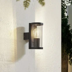 Lucande buitenwandlamp Zanta, hoogte 19,7 cm, IP65, zwart