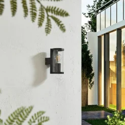 Lucande buitenwandlamp Zanta, hoogte 19,7 cm, IP65, zwart