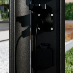 Lucande Corban sokkellamp, grijs, deur, stopcontacten, G9, IP44