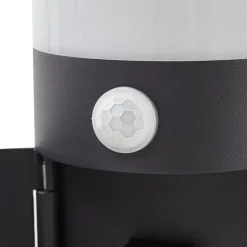 Lucande Corban sokkellamp, grijs, sensor, stopcontacten, IP44