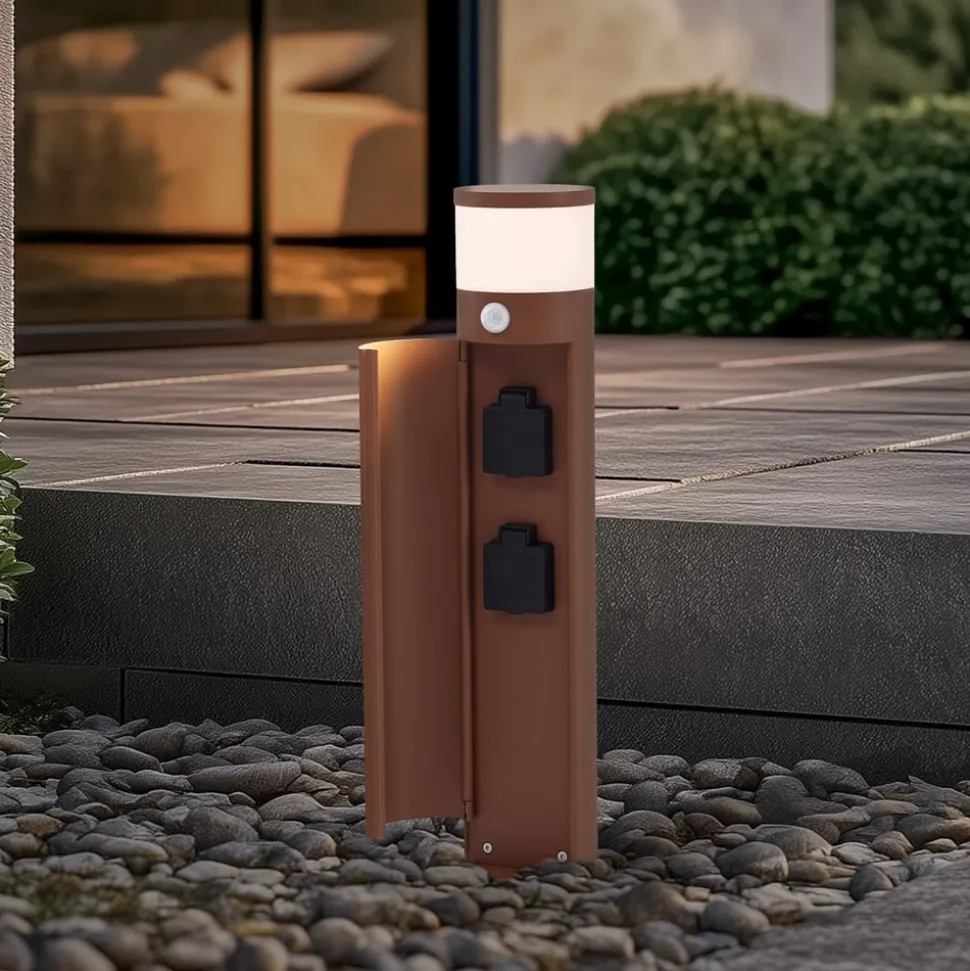 Lucande Corban sokkellamp, roest, sensor, stopcontacten, IP44