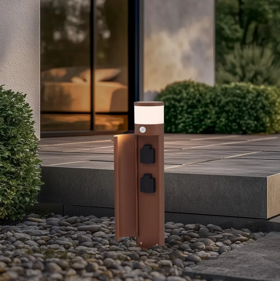 Lucande Corban sokkellamp, roest, sensor, stopcontacten, IP44