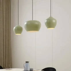 Lucande hanglamp Malisa, groen, 3-lamps, metaal, lengte 90cm