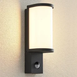 Lucande Jokum LED buiten wandlamp, IP54, sensor