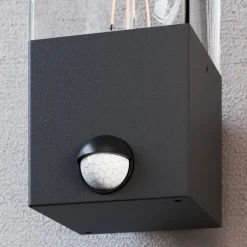 Lucande Keke buitenwandlamp met sensor
