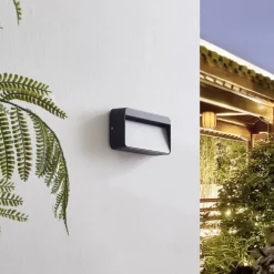 Lucande LED buiten wandlamp Tiburia, zwart, aluminium