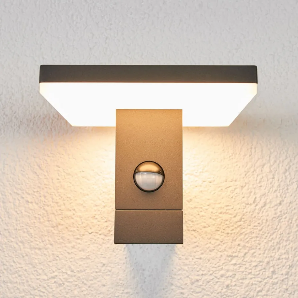 Lucande LED buiten wandlamp Olesia, 15 cm, sensor, IP54