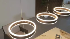 Lucande LED hanglamp Kolo, 114 cm, 3-lamps, bruin, dimbaar