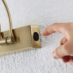 Lucande LED schilderij verlichting Dimitrij, gebogen, messing, metaal