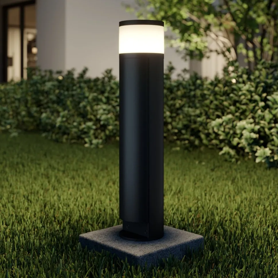 Lucande LED sokkellamp Corban, grijs, deur, stopcontacten, IP44