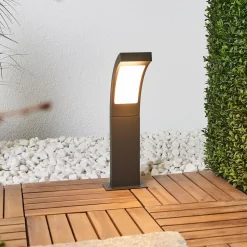 Lucande LED sokkellamp Juvia, 40 cm, antraciet, IP54