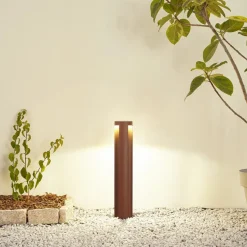 Lucande LED tuinpadverlichting Raiku, roestkleurig, aluminium, 65 cm