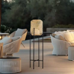 Lucande LED vloerlamp Adebi, zwart, bamboe, Ø32,5cm