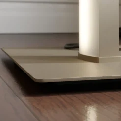 Lucande LED vloerlamp Mairia, zilver, golfvormig