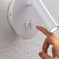 Lucande LED wandlamp Magya, wit 2-lamps. rond